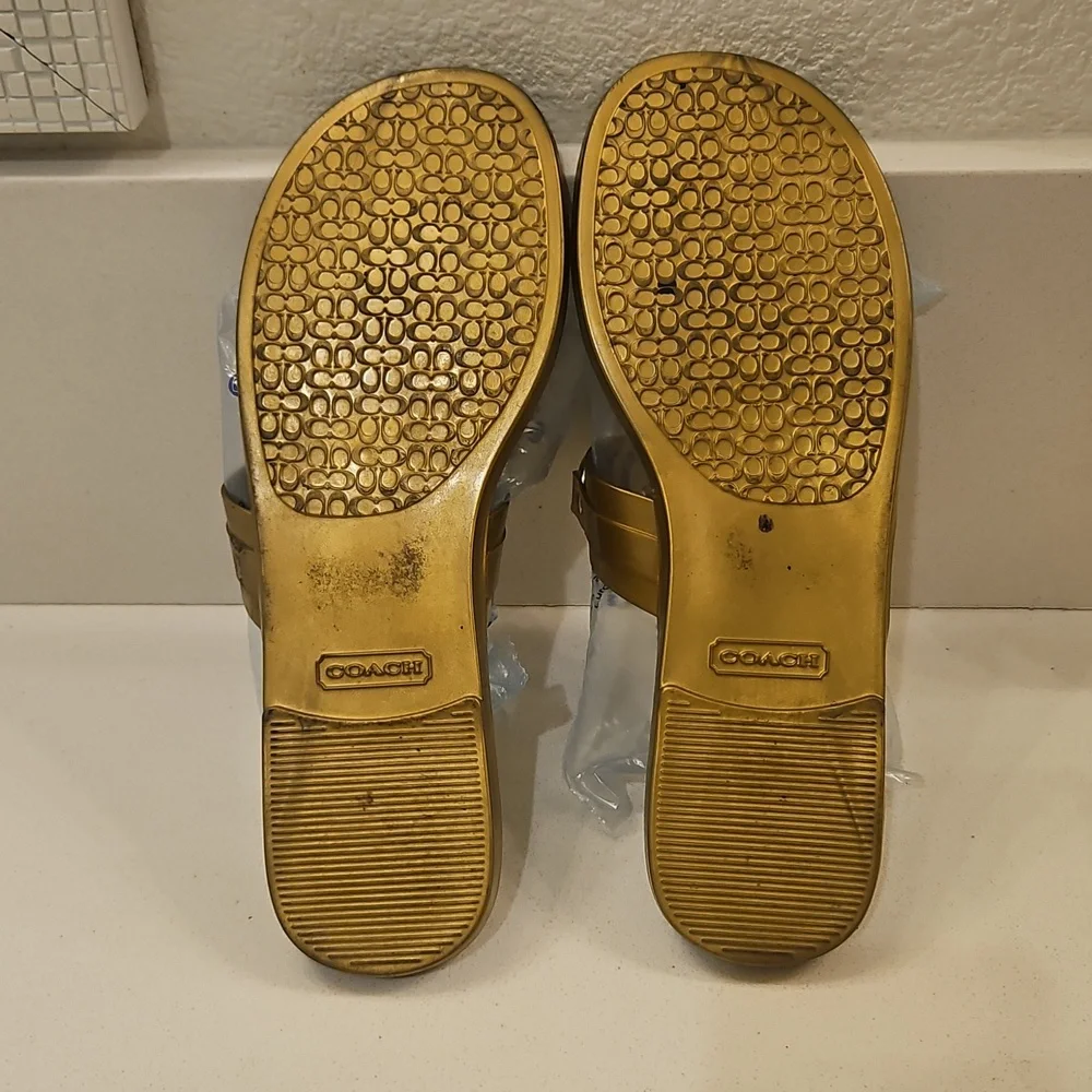 COACH Gold Women's Sandals sz 9.5B - Picture 6 of 7